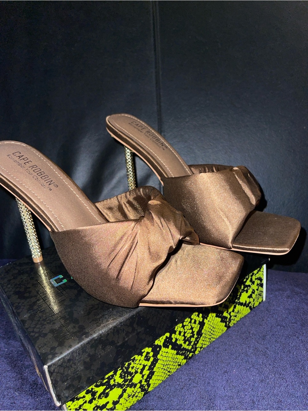 Cape Robbin Brown Satin Knot Mule Heels W/ Gold Textured Stiletto Size 11 NWB